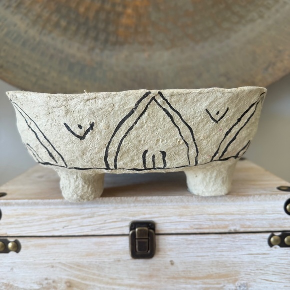 Paper Mache Aztec Bowls - Picture 5 of 10